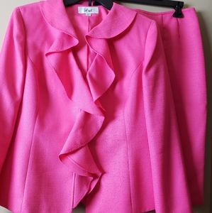 LeSuit Fuschia skirt suit set